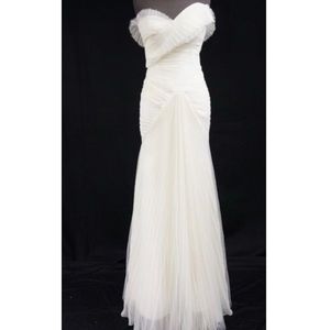 Vera Wang Hayden Wedding Dress